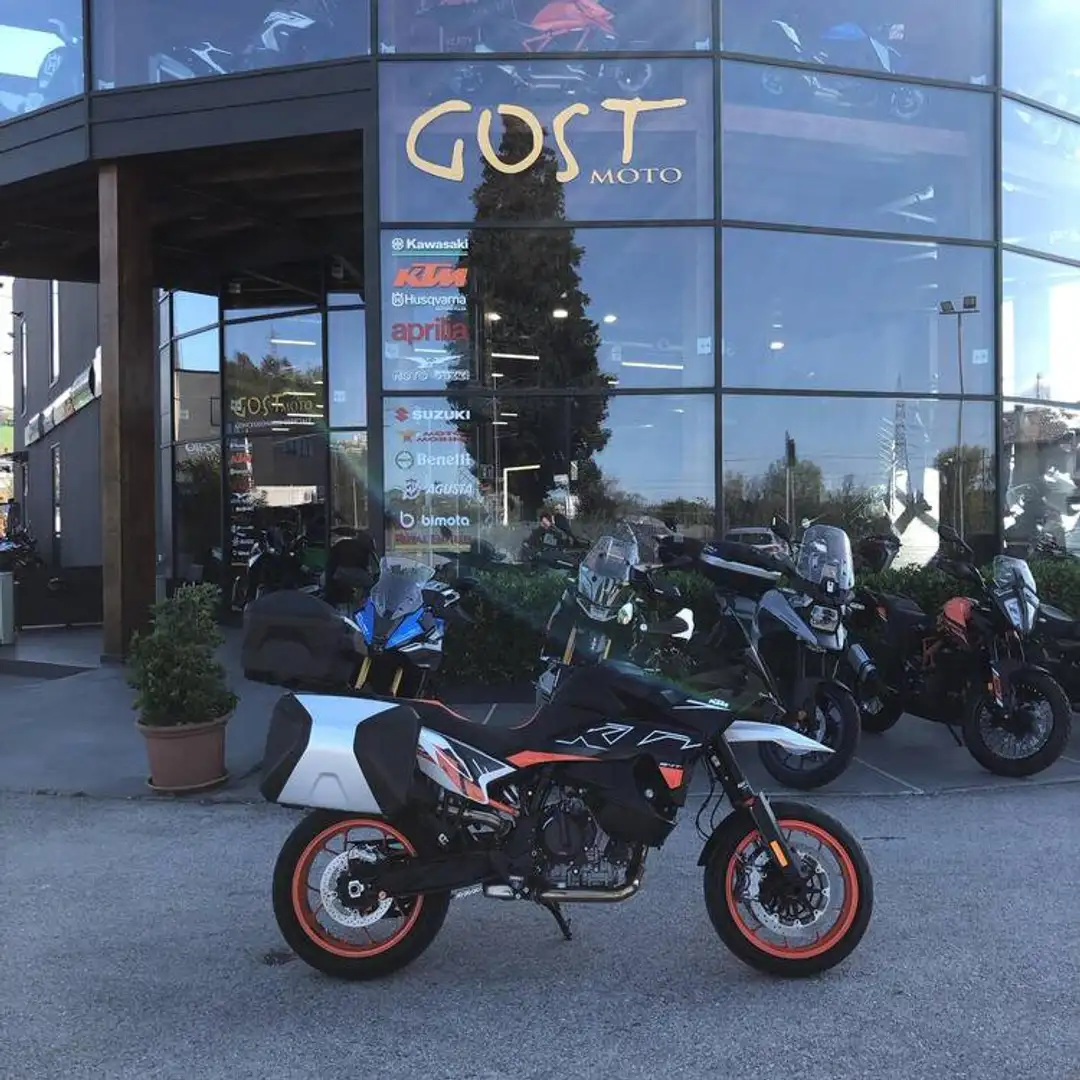 KTM 890 SMT - 1