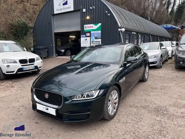 Jaguar XE 2.0D 163cv limited BVA 1ère main
