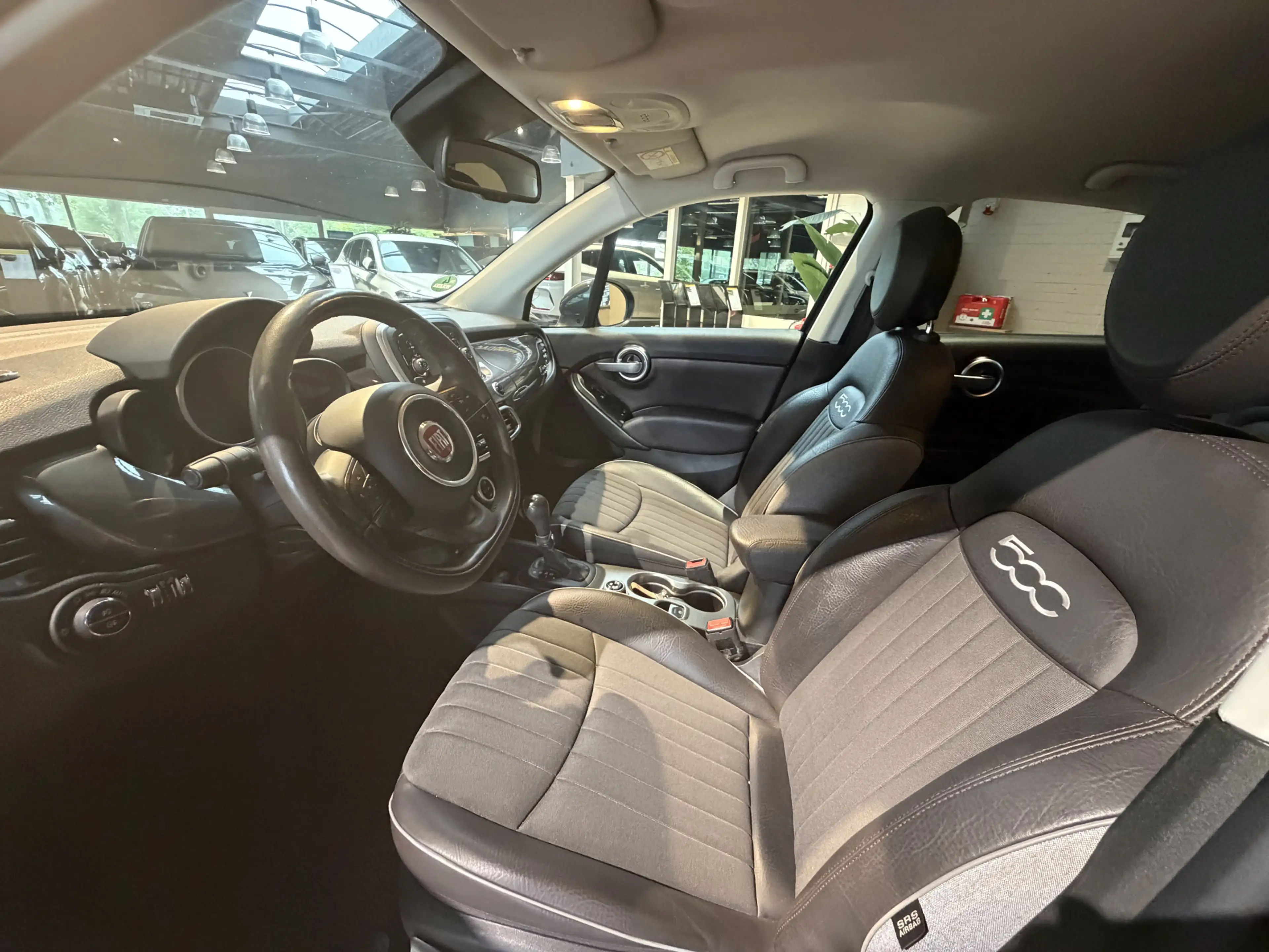 Fiat 500X 1.4 Turbo MultiAir Lounge — photo 9