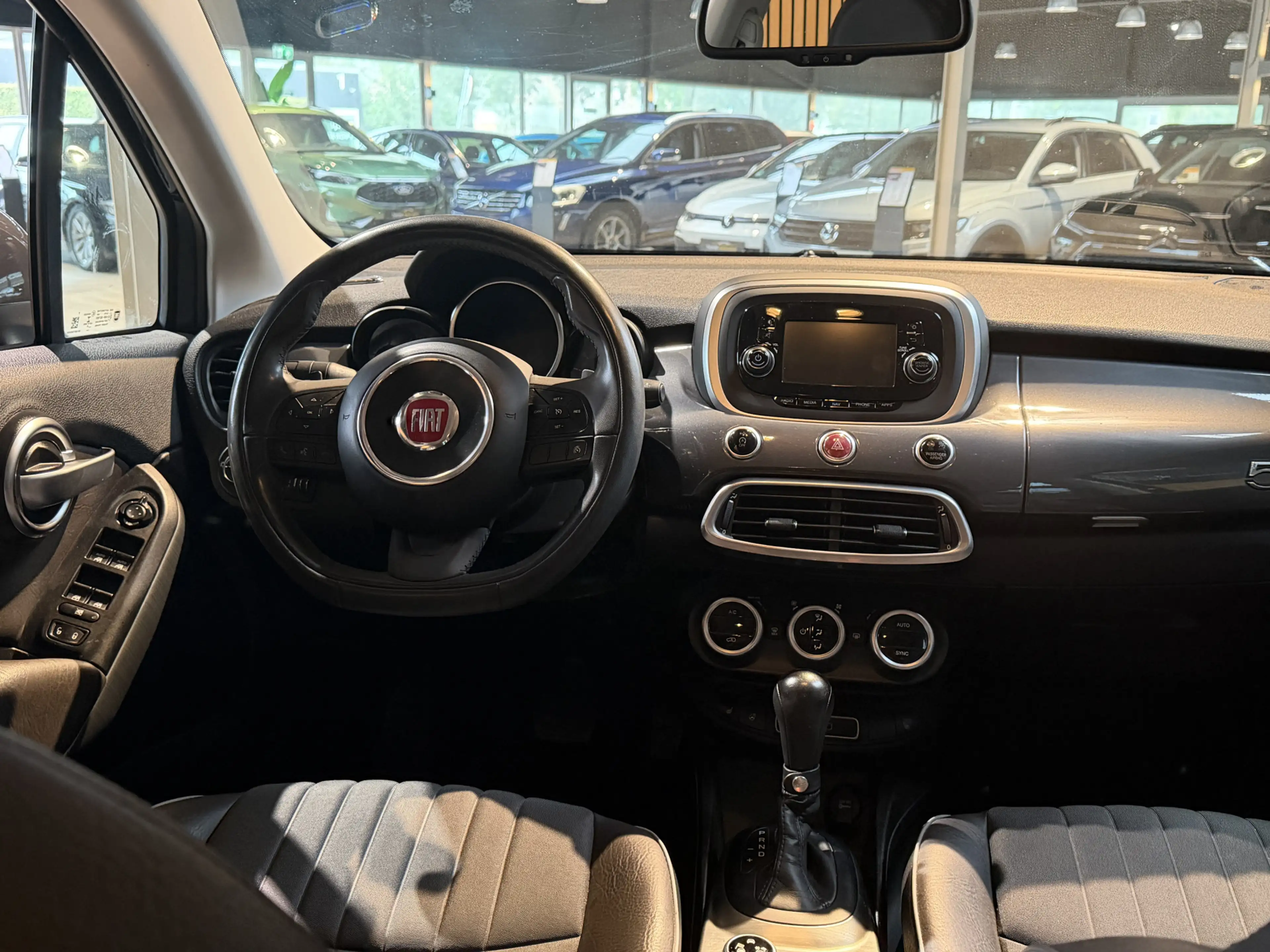 Fiat 500X 1.4 Turbo MultiAir Lounge — photo 14