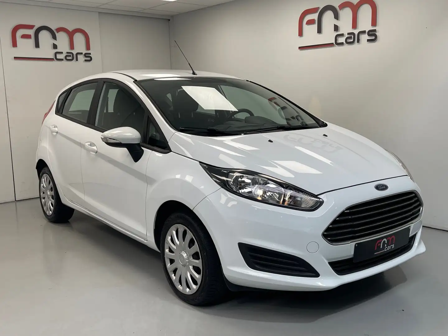 Ford Fiesta 1.25i benzine bwj2015 Airco 1ste eigenaar Garantie Weiß - 1