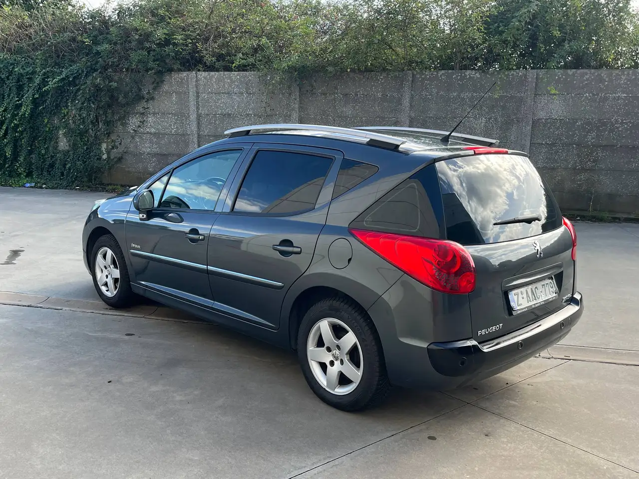 Peugeot 207