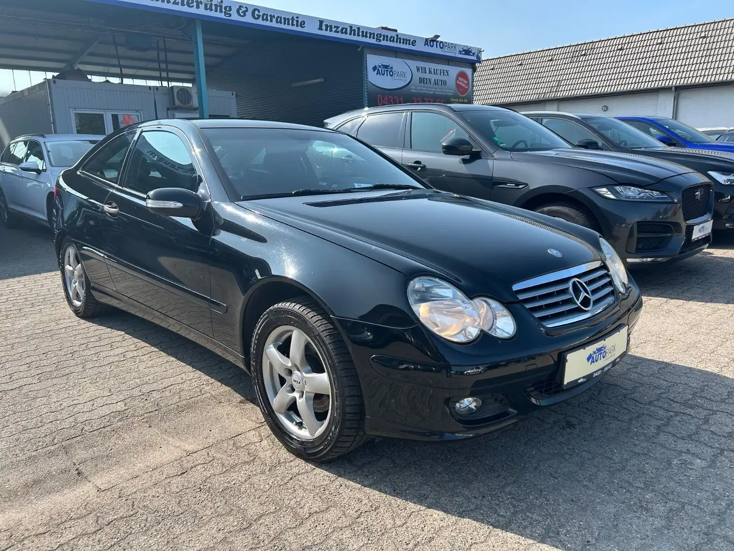 Mercedes-Benz C 180 C -Klasse Sportcoupe Kompressor Schwarz - 2