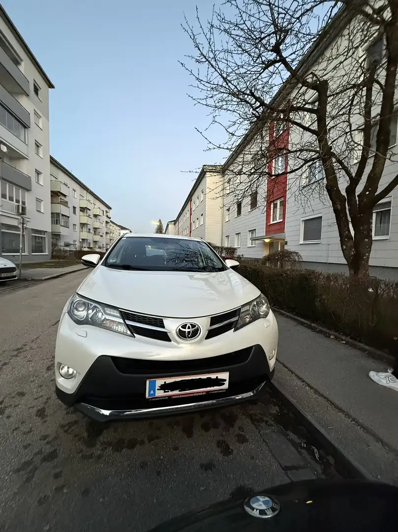 Toyota RAV 4 RAV4 2,0 D-4D Elegance 2WD - 2