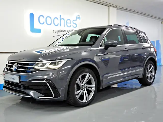Volkswagen Tiguan view 6