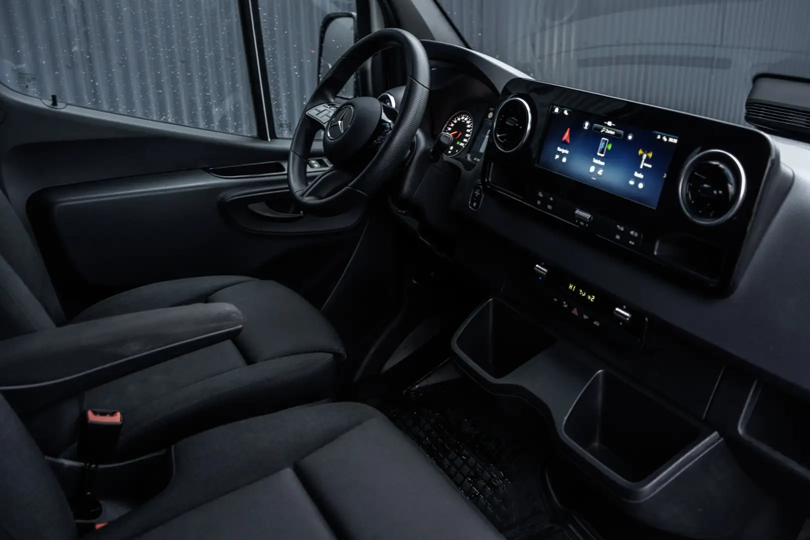 Mercedes-Benz Sprinter 317 CDI L2H2 | Mbux | Facelift | Navi | Camera | A Blanc - 2