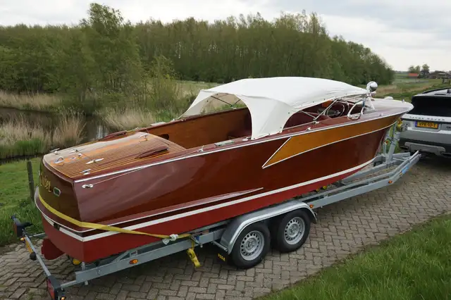 Ferrari SHEPHERD RUNABOUT Ferrari  SHEPHERD RUNABOUT