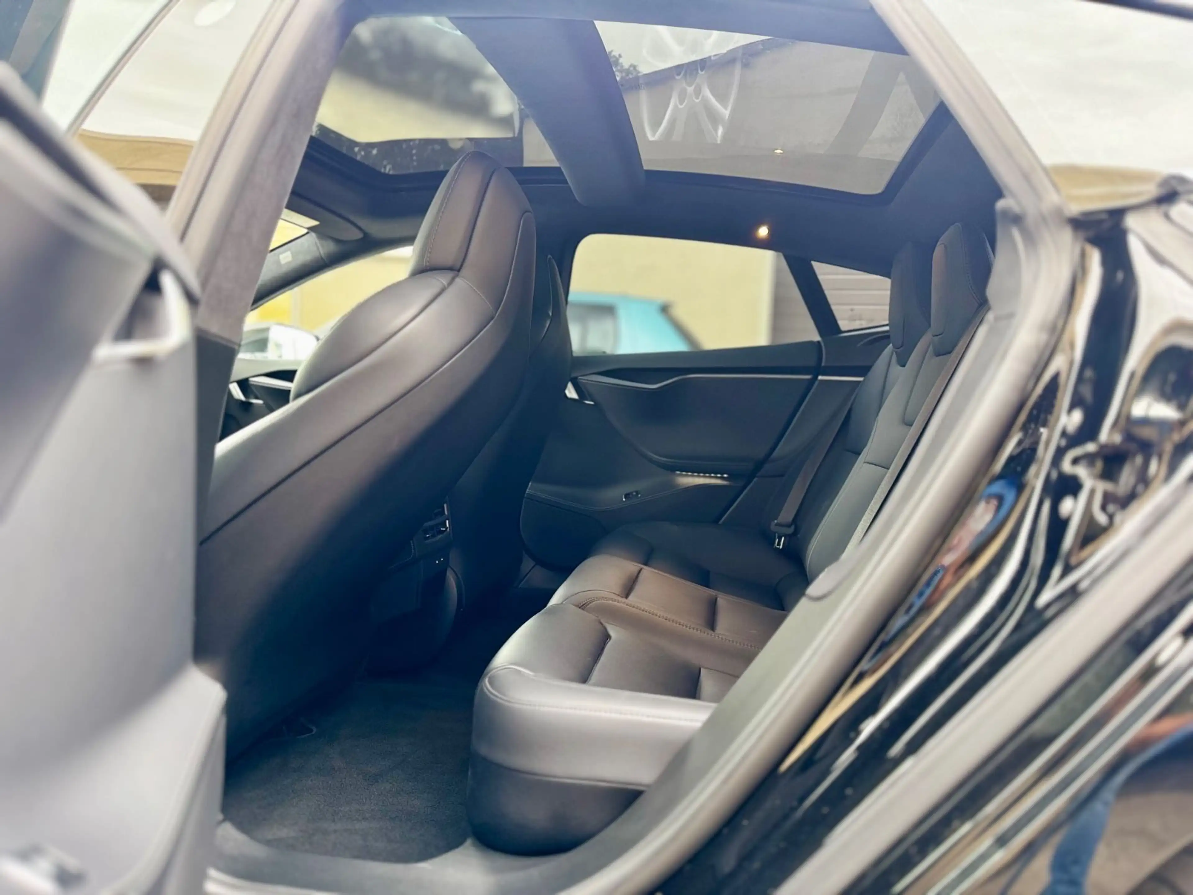Tesla Model S Dual/Batteriezertifikat/Top Gepflegt — photo 12