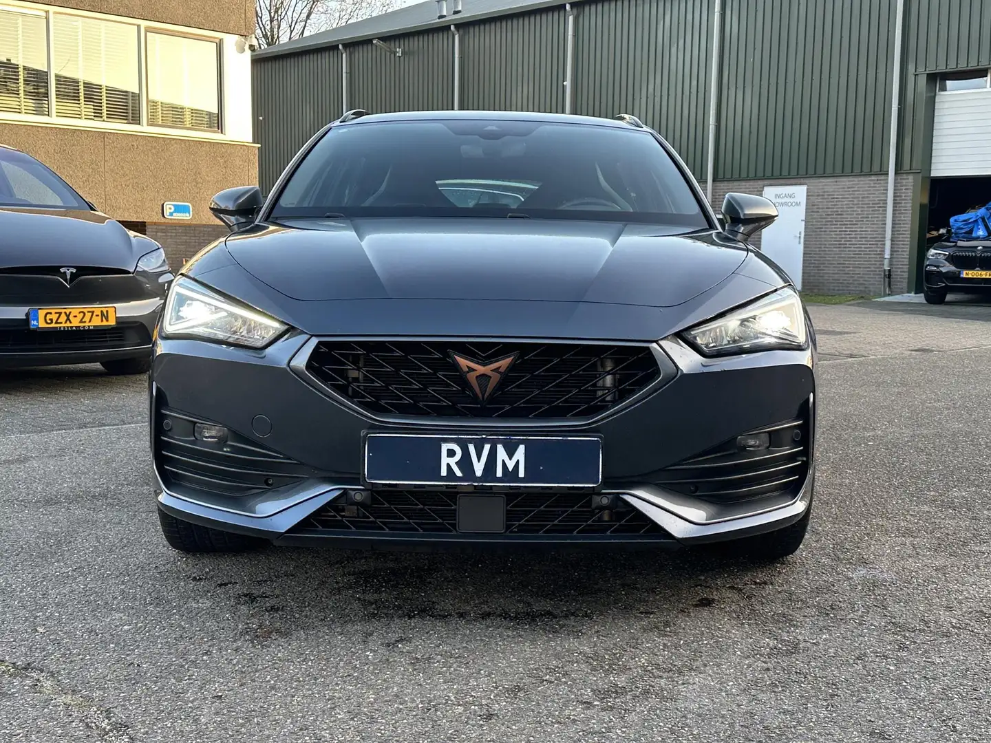 CUPRA Leon Sportstourer 1.4 TSI eHybrid PHEV FR Business Inte Grijs - 2