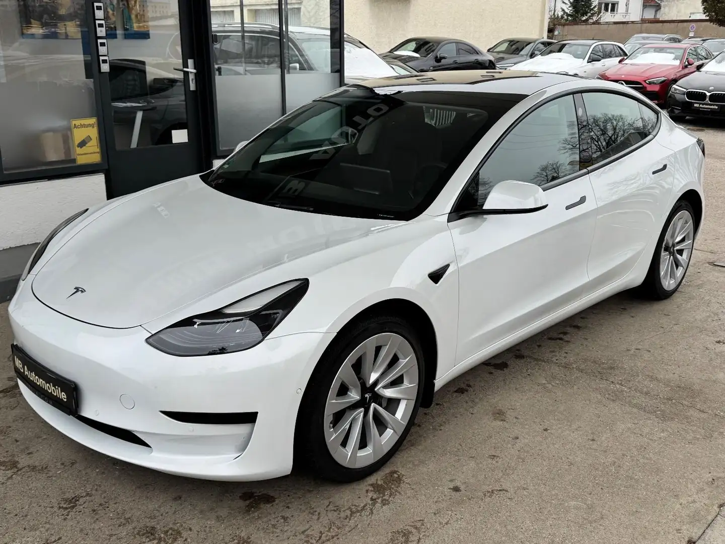 Tesla Model 3 MODEL 3 STANDARD PLUS RWD 55 kWh LED NAVI RFK Weiß - 1