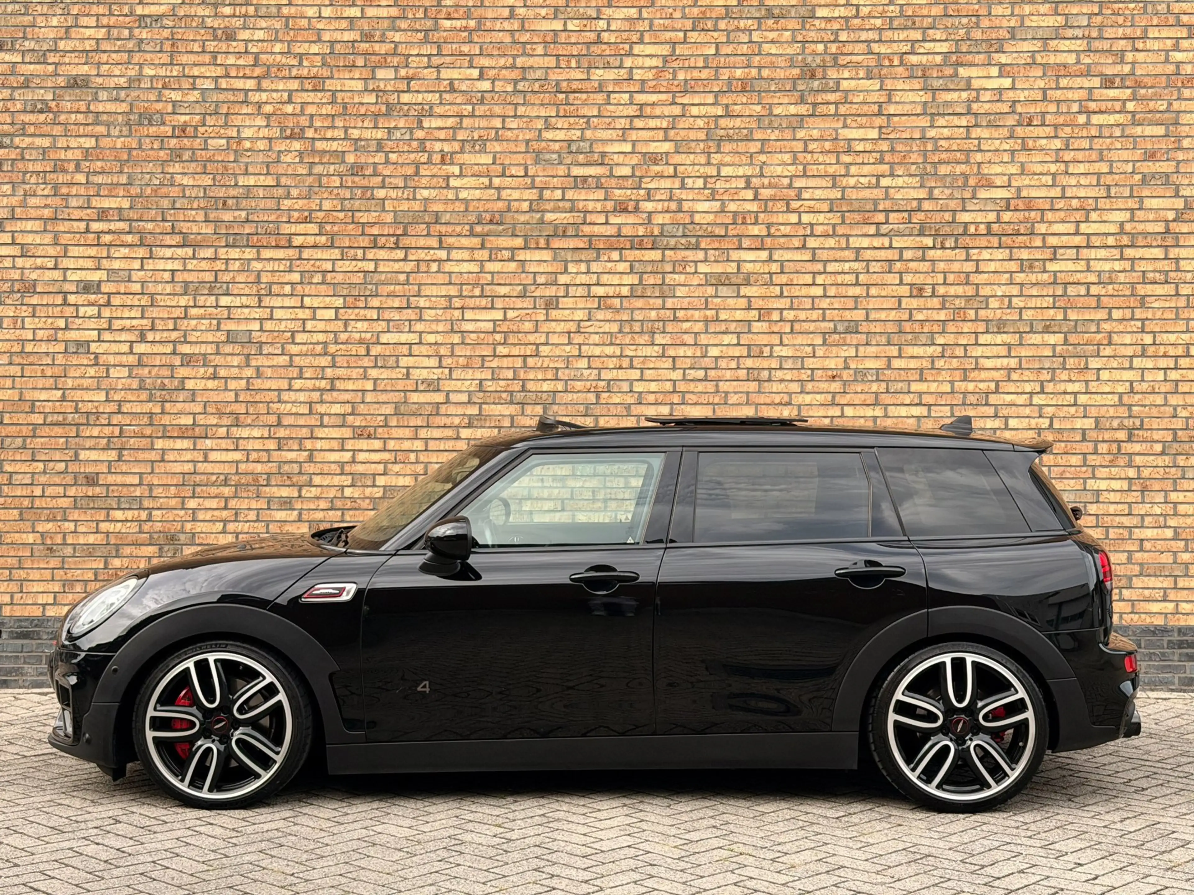 MINI John Cooper Works Clubman 2.0 ALL4 Pano Keyle Apple Pdc — photo 3