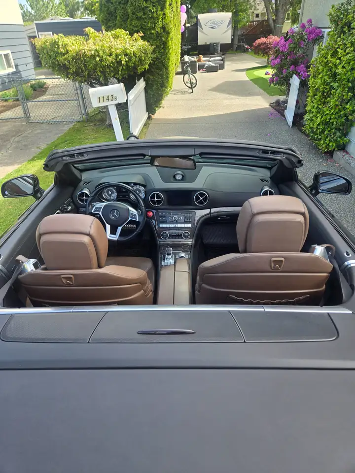 Mercedes-Benz SL снимка Mercedes-Benz SL