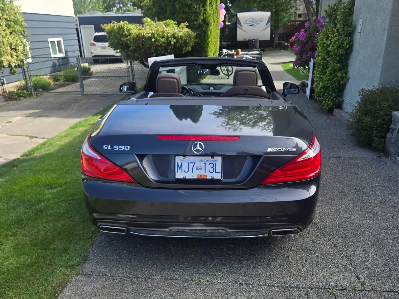 Mercedes-Benz SL снимка Mercedes-Benz SL