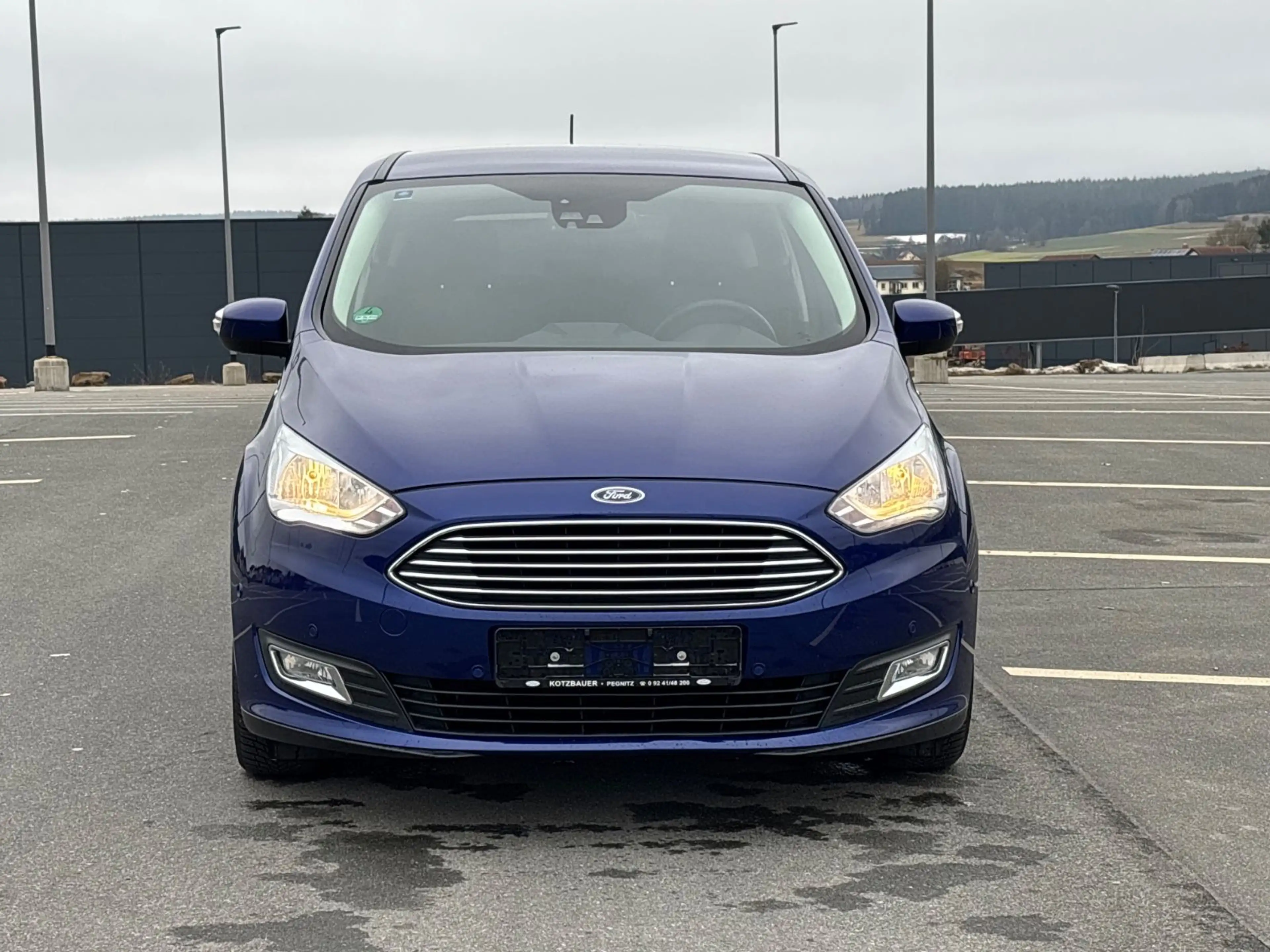 Ford C-Max 1.5 EcoBoost Automatik Titanium — photo 2