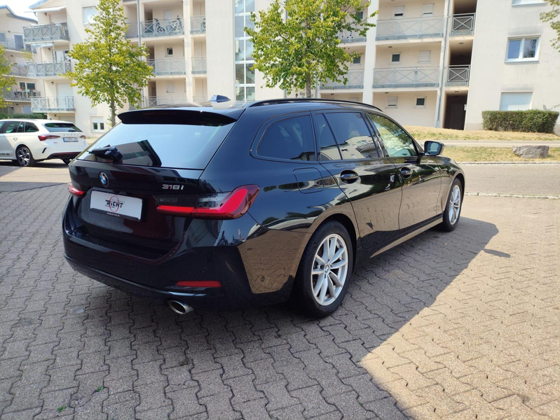 BMW 318 i Touring Navi HUD SHZ Totwinkel Kamera — photo 3