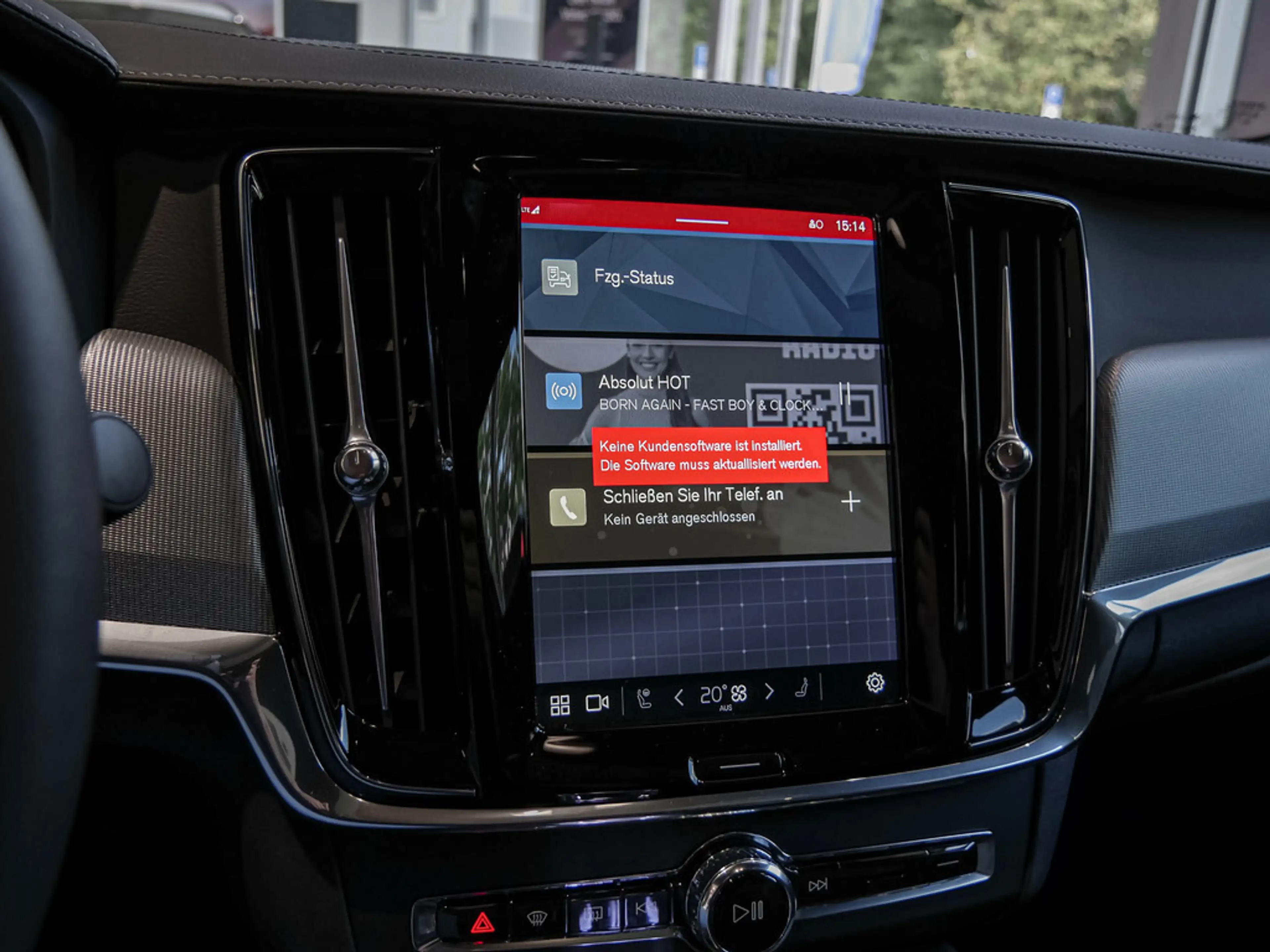 Volvo S90 T8 AWD Ultimate Dark Recharge 360° ACC Pano — photo 13