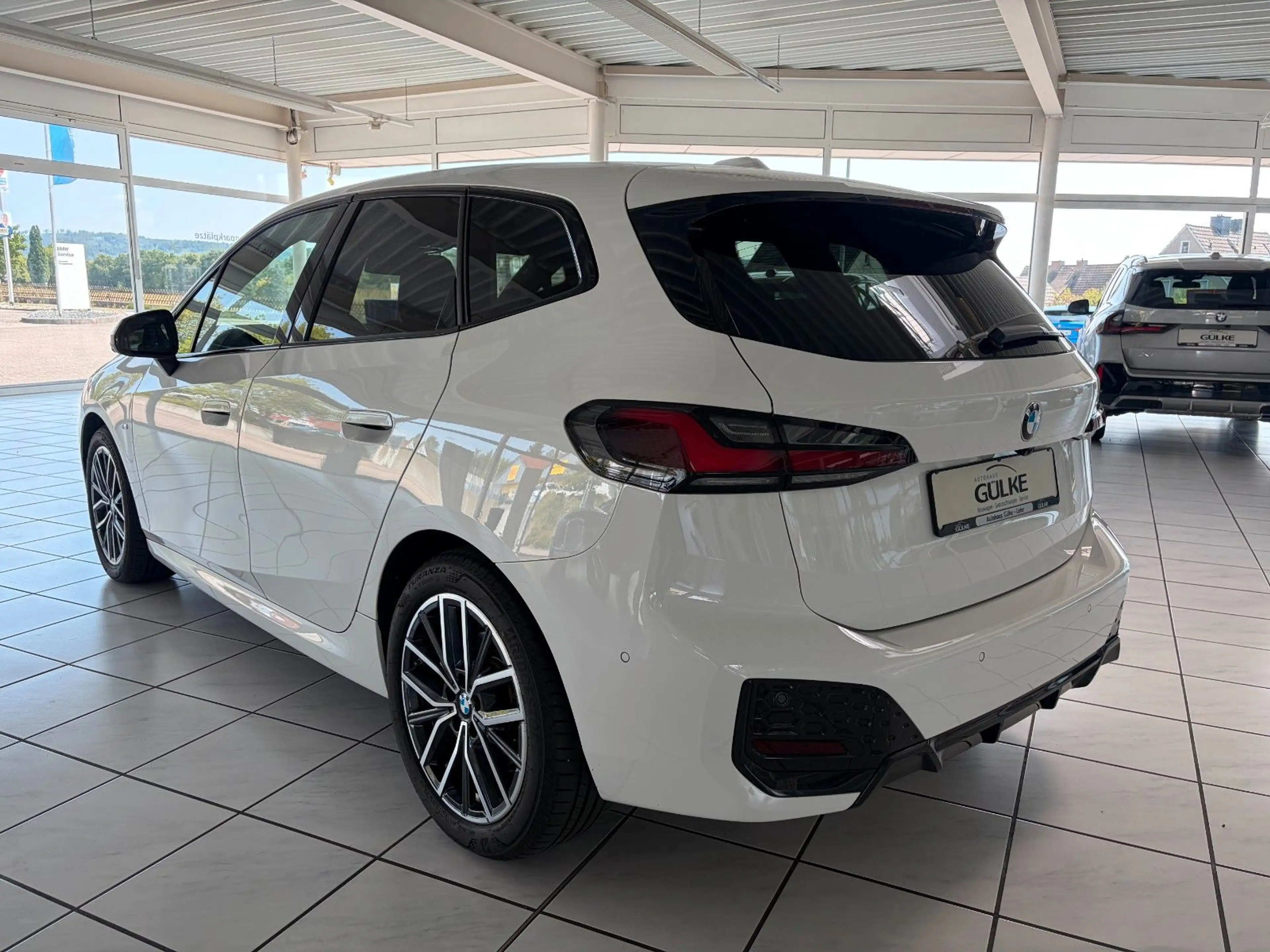 BMW 223 223i Active Tourer M Sport, AHK,Kam,Pano — photo 3