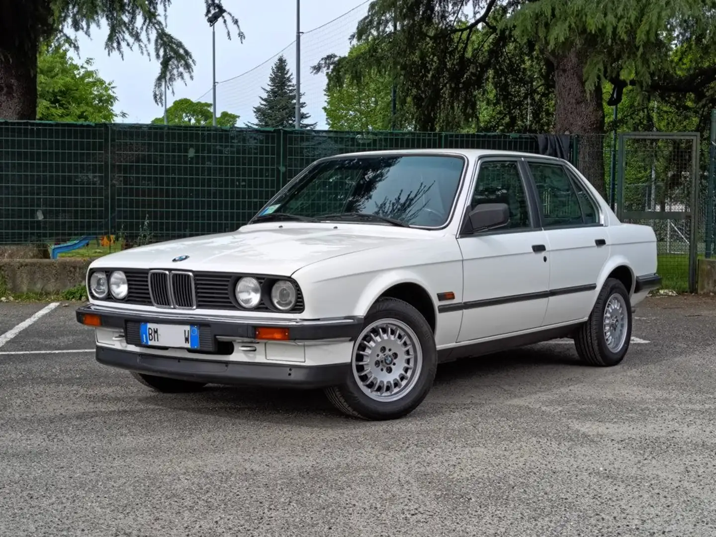 BMW 320 i (E30) Blanco - 1