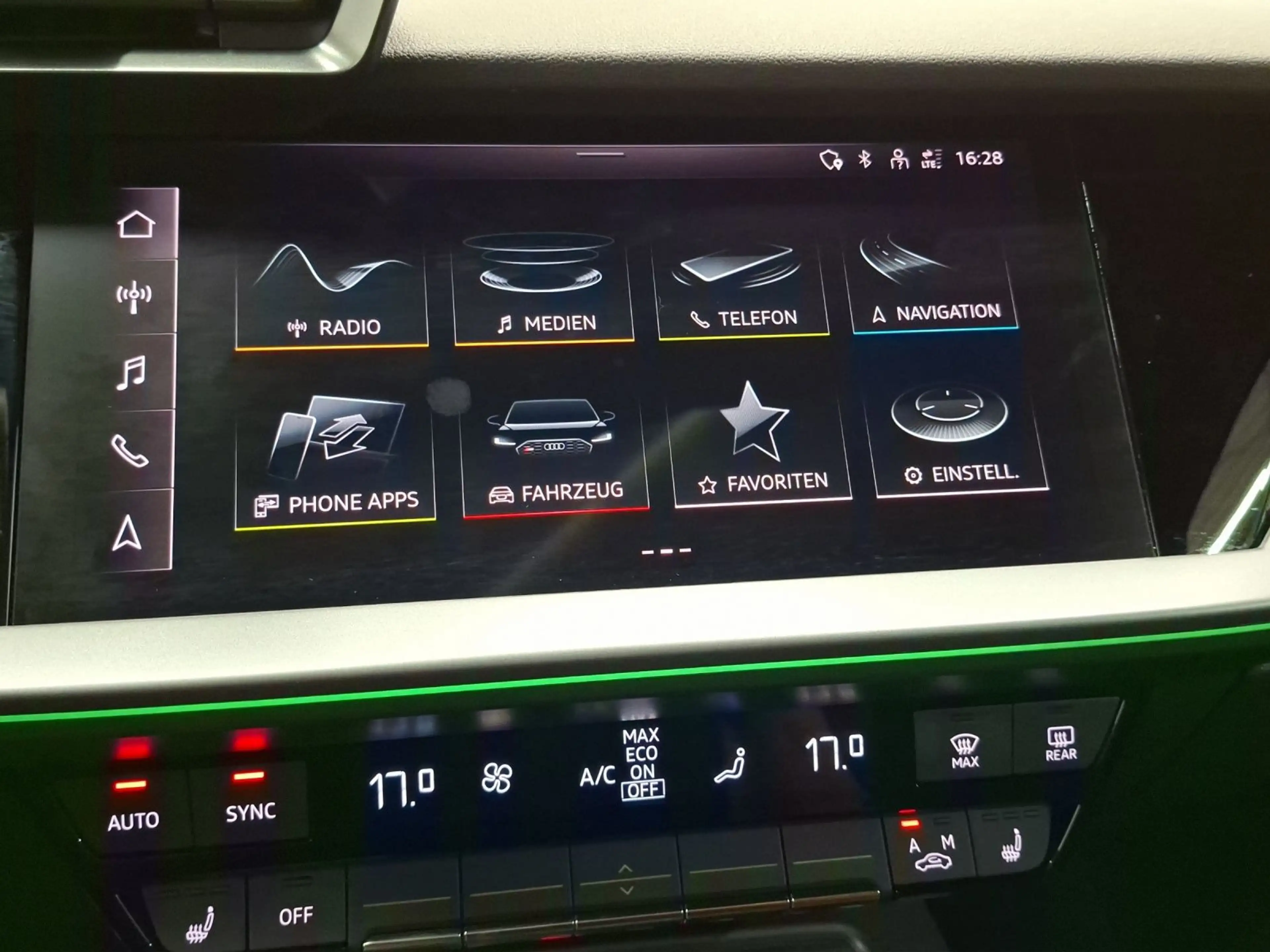 Audi RS3 RS3 Limousine TFSI Q — photo 15