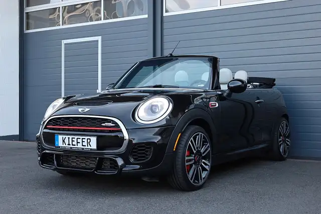 MINI John Cooper Works Cabrio Mini Cabrio/HUD/HK/SHZ/KAMERA/AMBIENT/R18