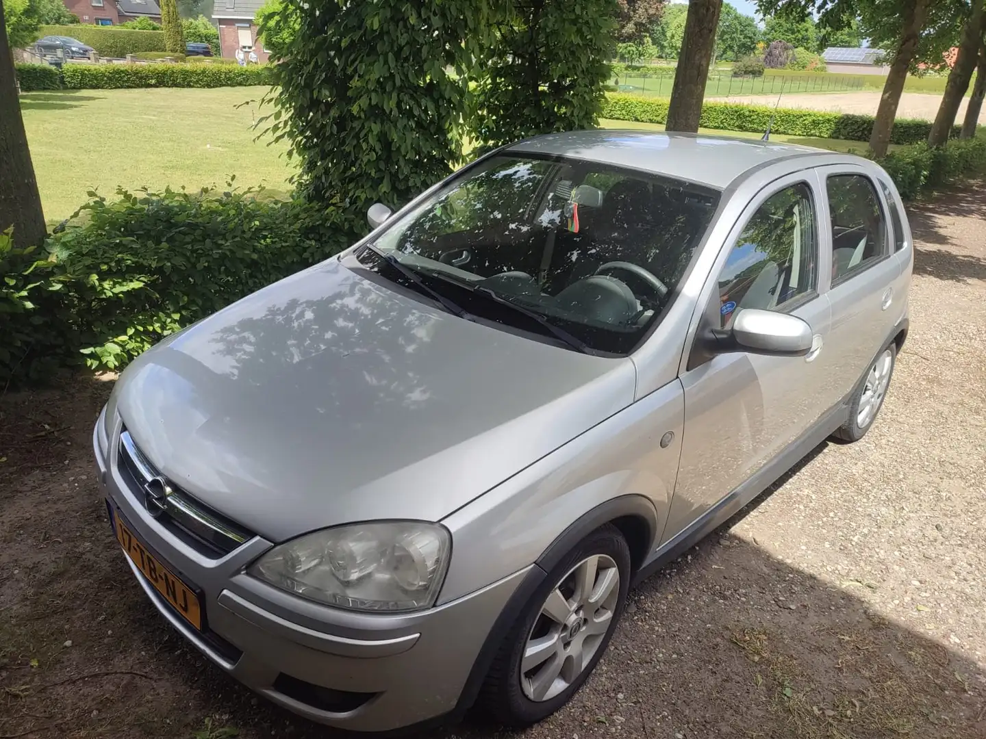Opel Corsa Corsa 1.4-16V Silverline Zilver - 1