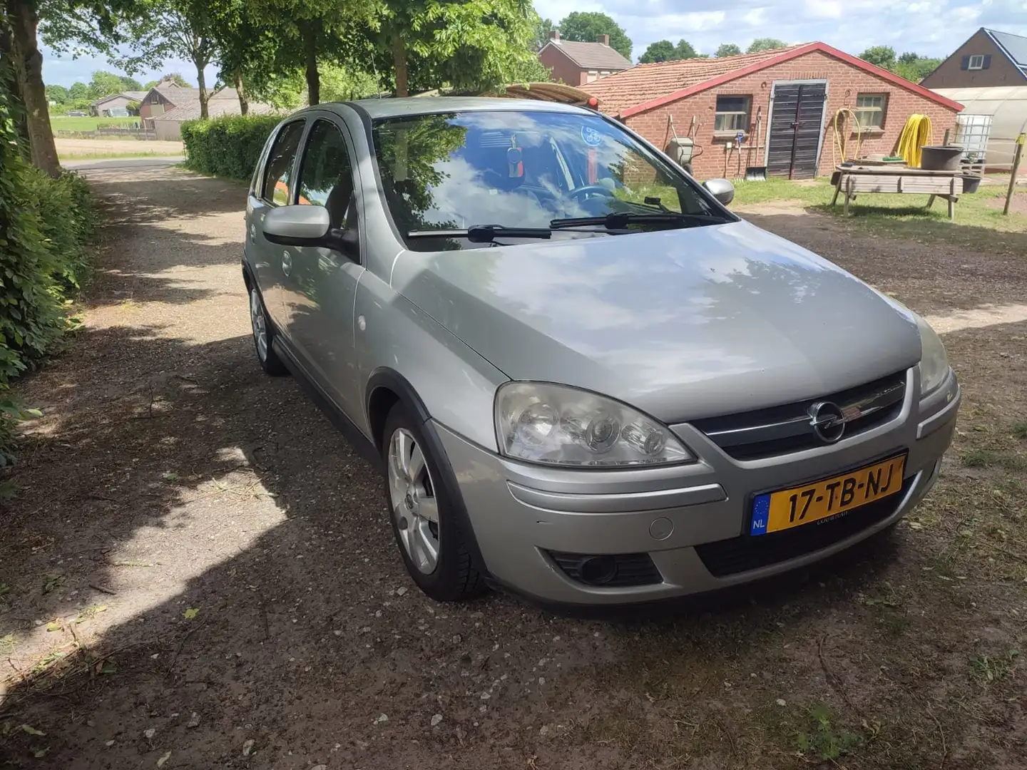 Opel Corsa Corsa 1.4-16V Silverline Zilver - 2