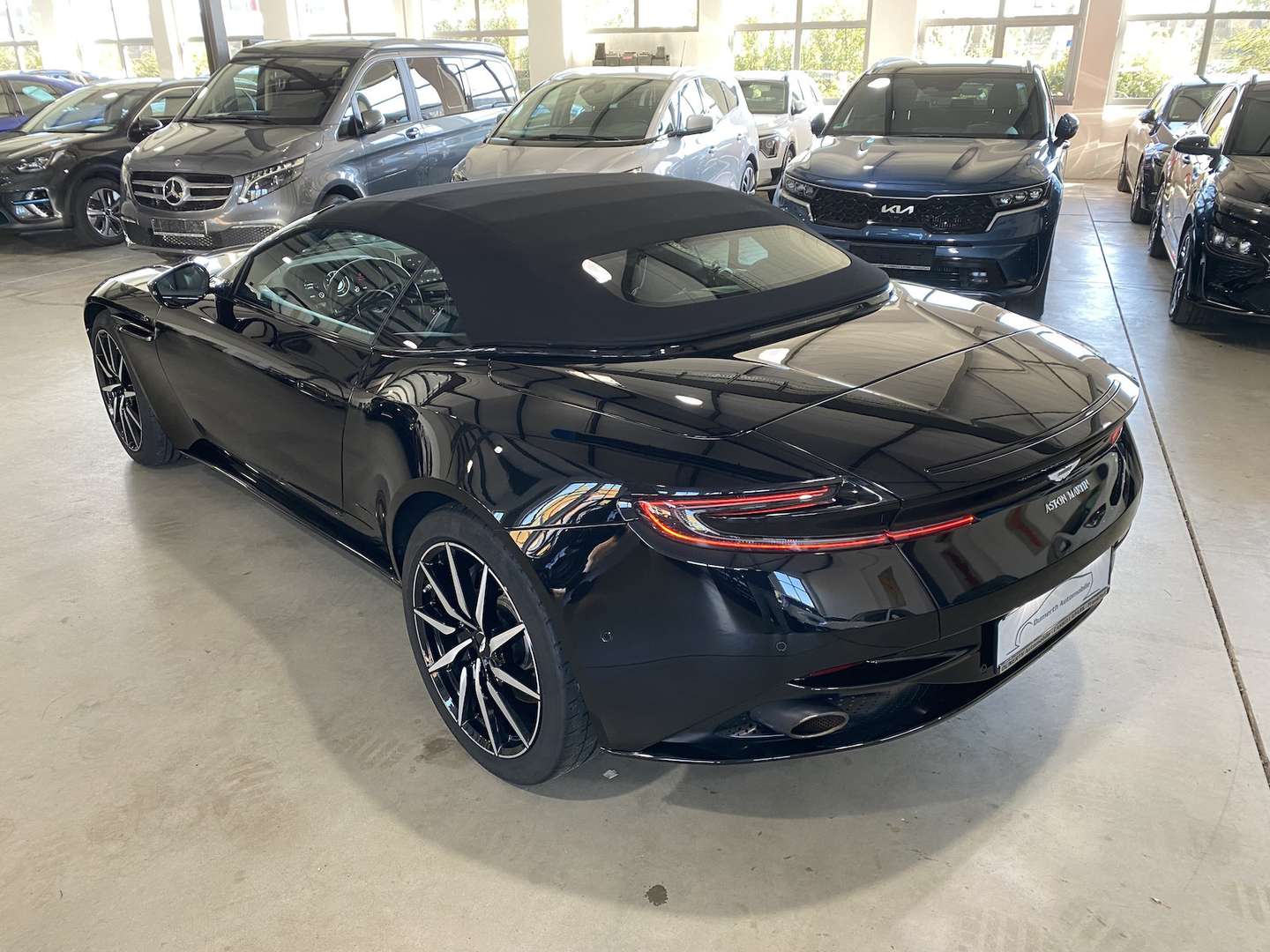 Aston Martin DB11 Volante 4.0 V8 BlackPack -  - Joinsteer - #5