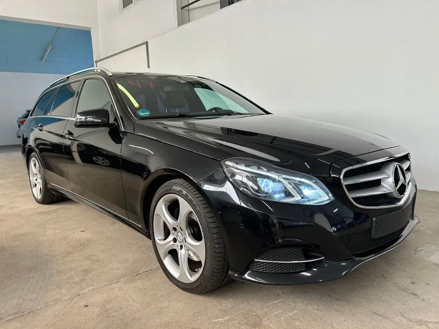 Mercedes-Benz E 200 T- Modell CGI BlueEfficiency*Navi*PDS* Nero - 1
