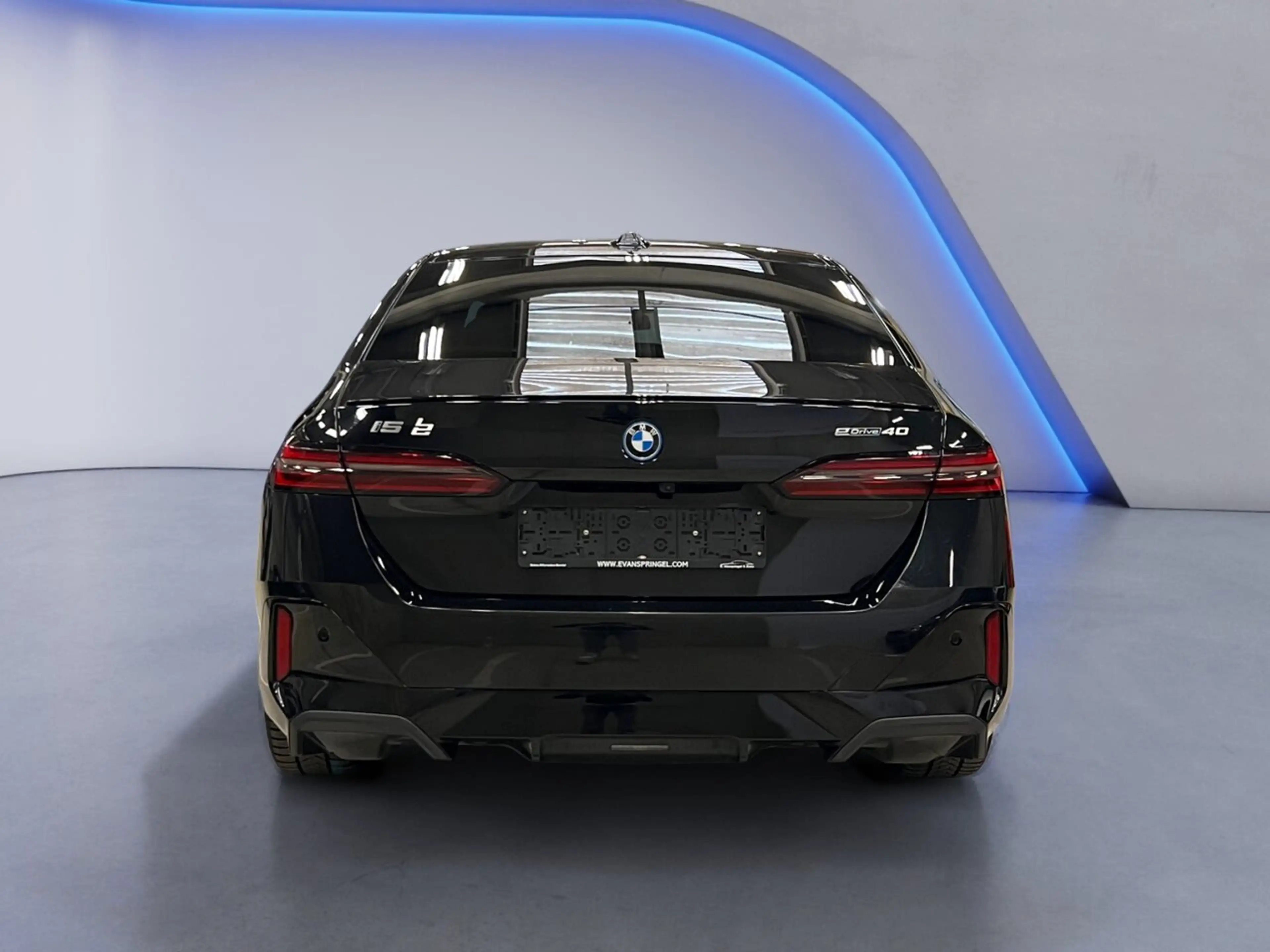 BMW i5 eDrive40A 340PK M Sport — photo 4