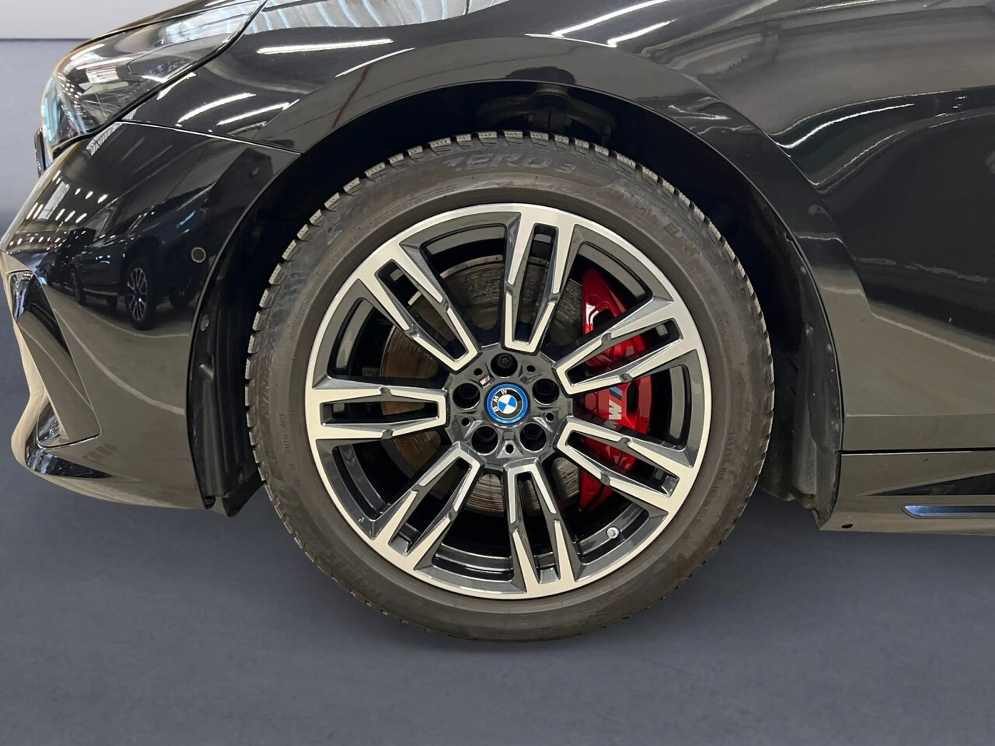 BMW i5 eDrive40A 340PK M Sport — photo 9