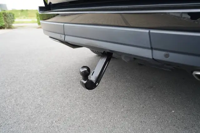 Land Rover Range Rover view 13