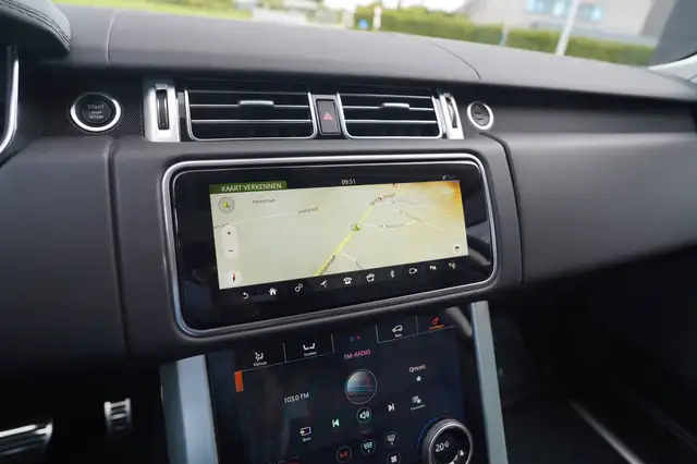 Land Rover Range Rover view 29