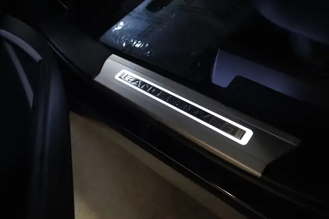 Land Rover Range Rover view 20