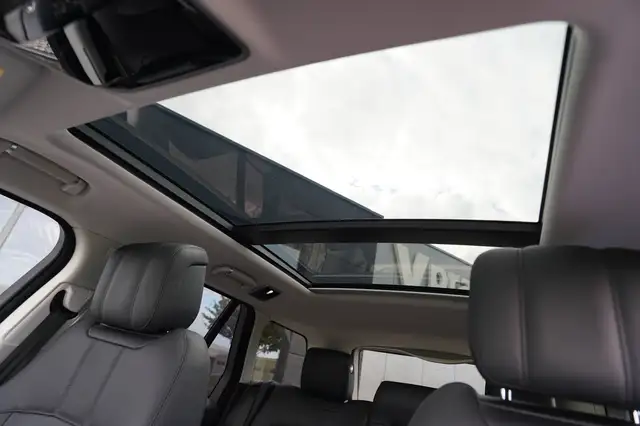 Land Rover Range Rover view 19