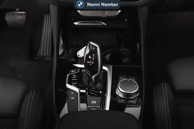 BMW X3 view 12