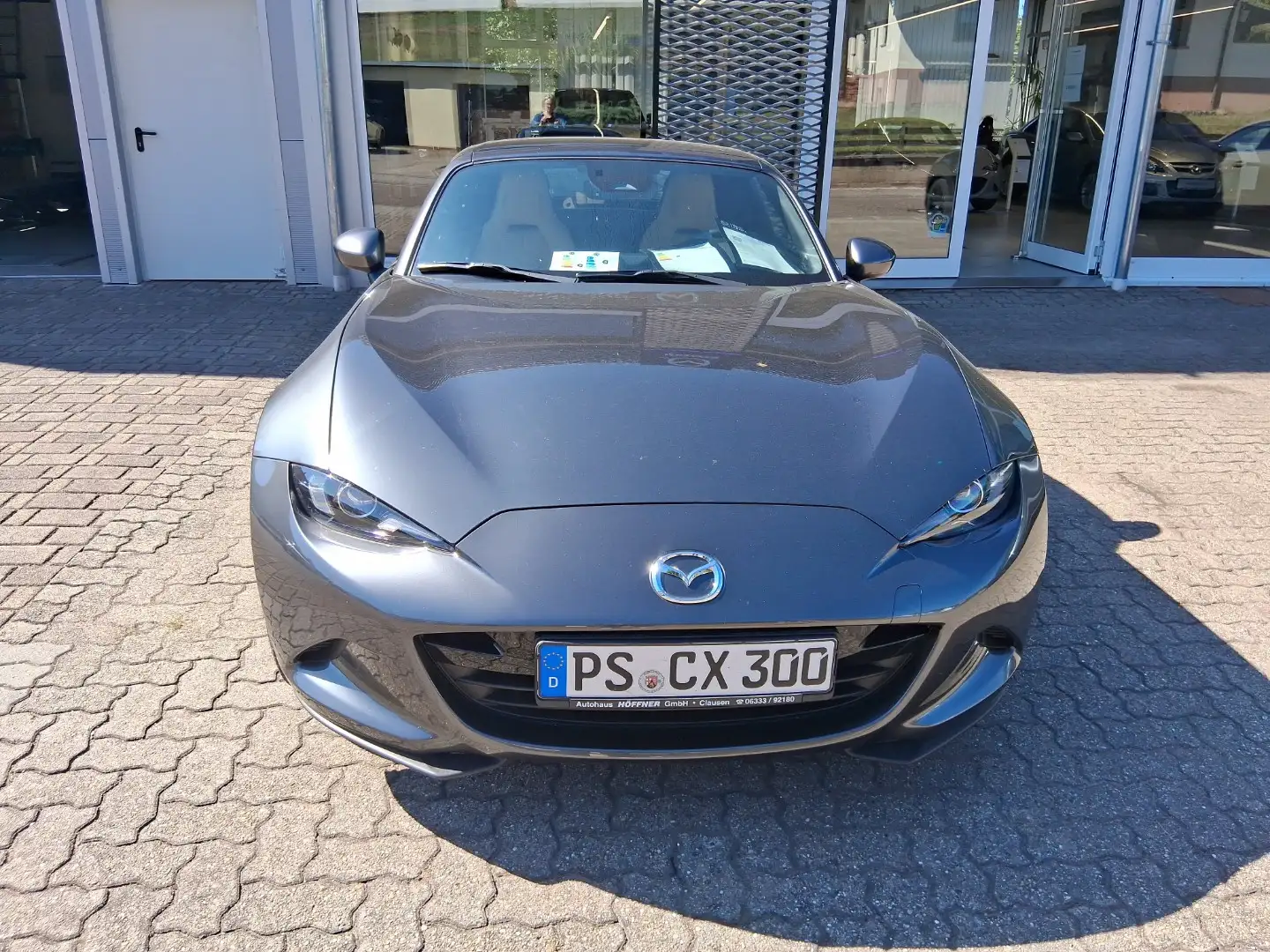 Mazda MX-5 2.0L SKYACTIV-G (184 hp) Grau - 1