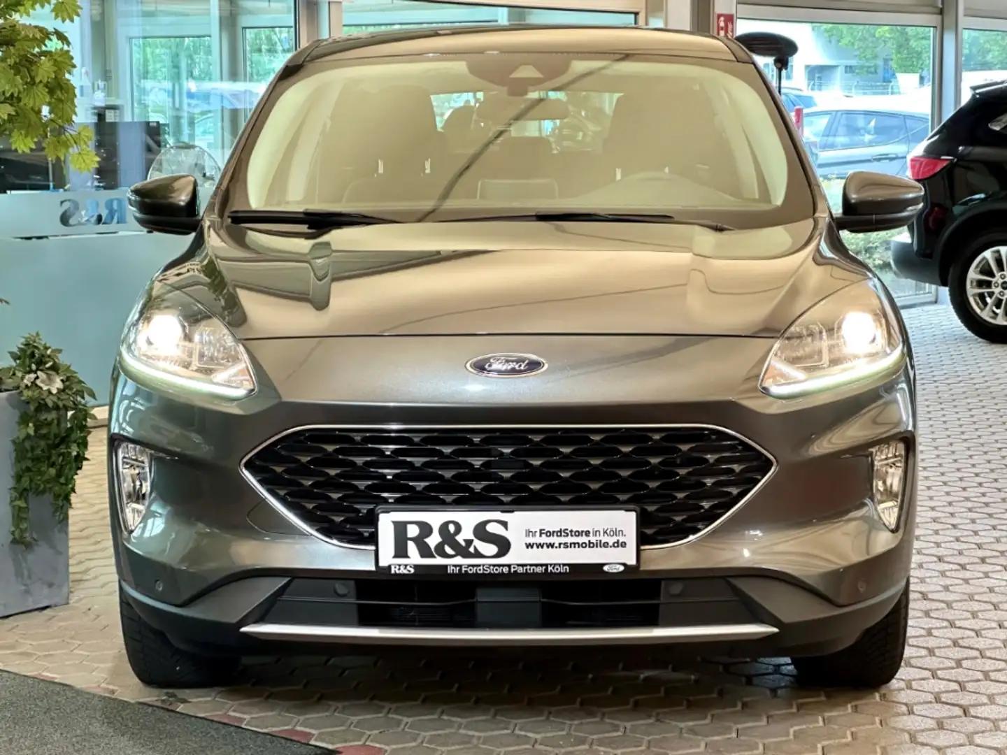 Ford Kuga Cool&Connect+Automatik+Navi+PDC+Sitzheizung Grau - 2