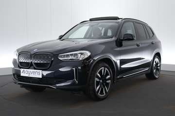 80 kWh LEDER/CUIR LED GPS PDC CAM Pano BLIS Verw.