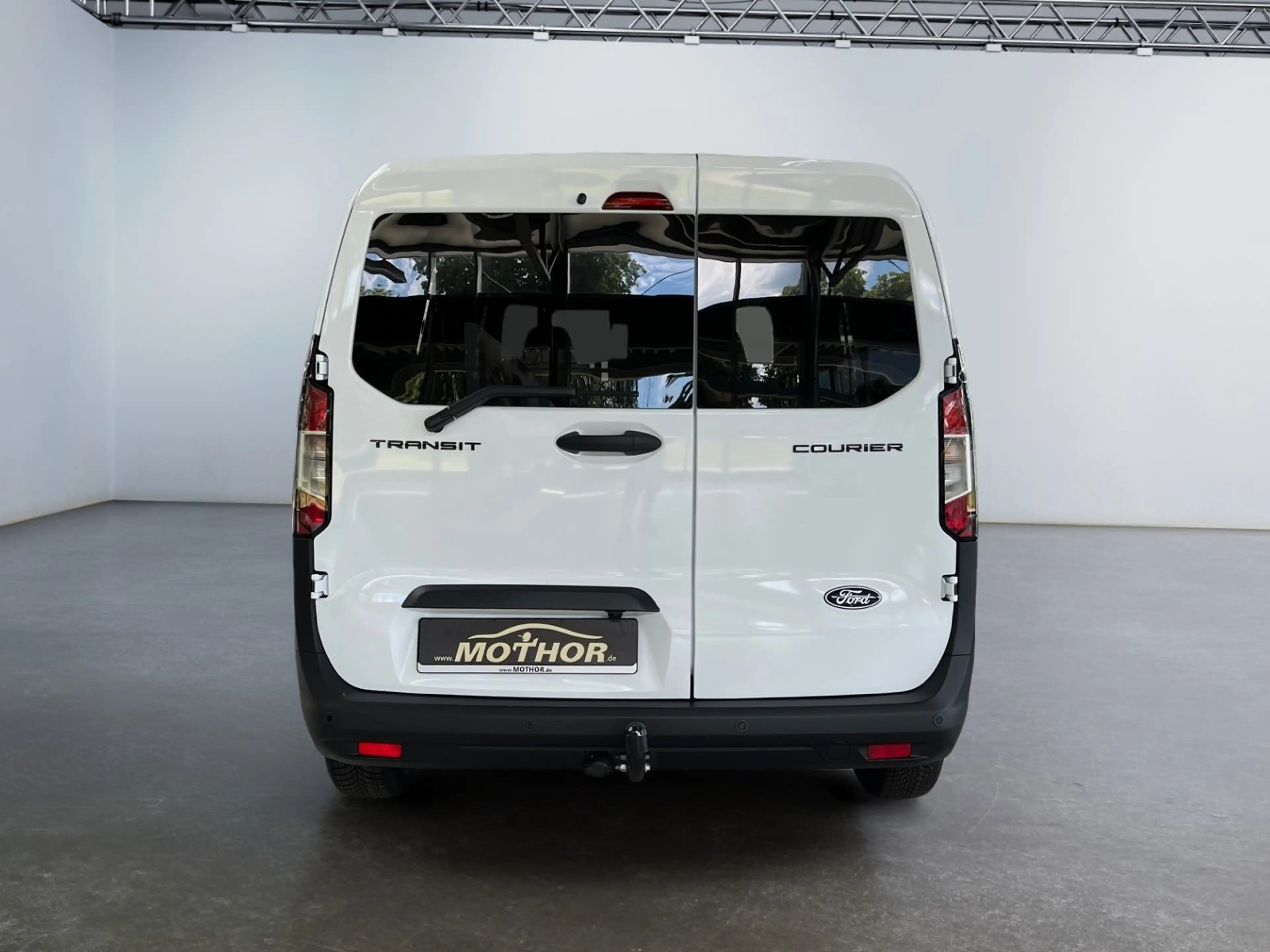 Ford Transit Courier 1.0 EcoBoost DoKa Tempomat — photo 5