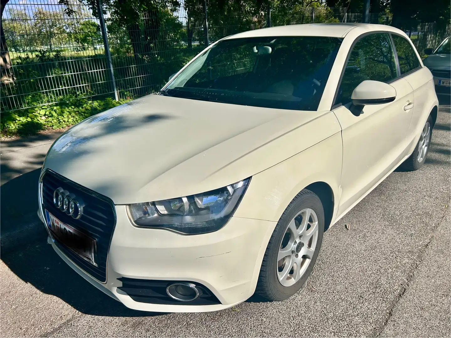 Audi A1 1.2 TFSI Attraction - 1