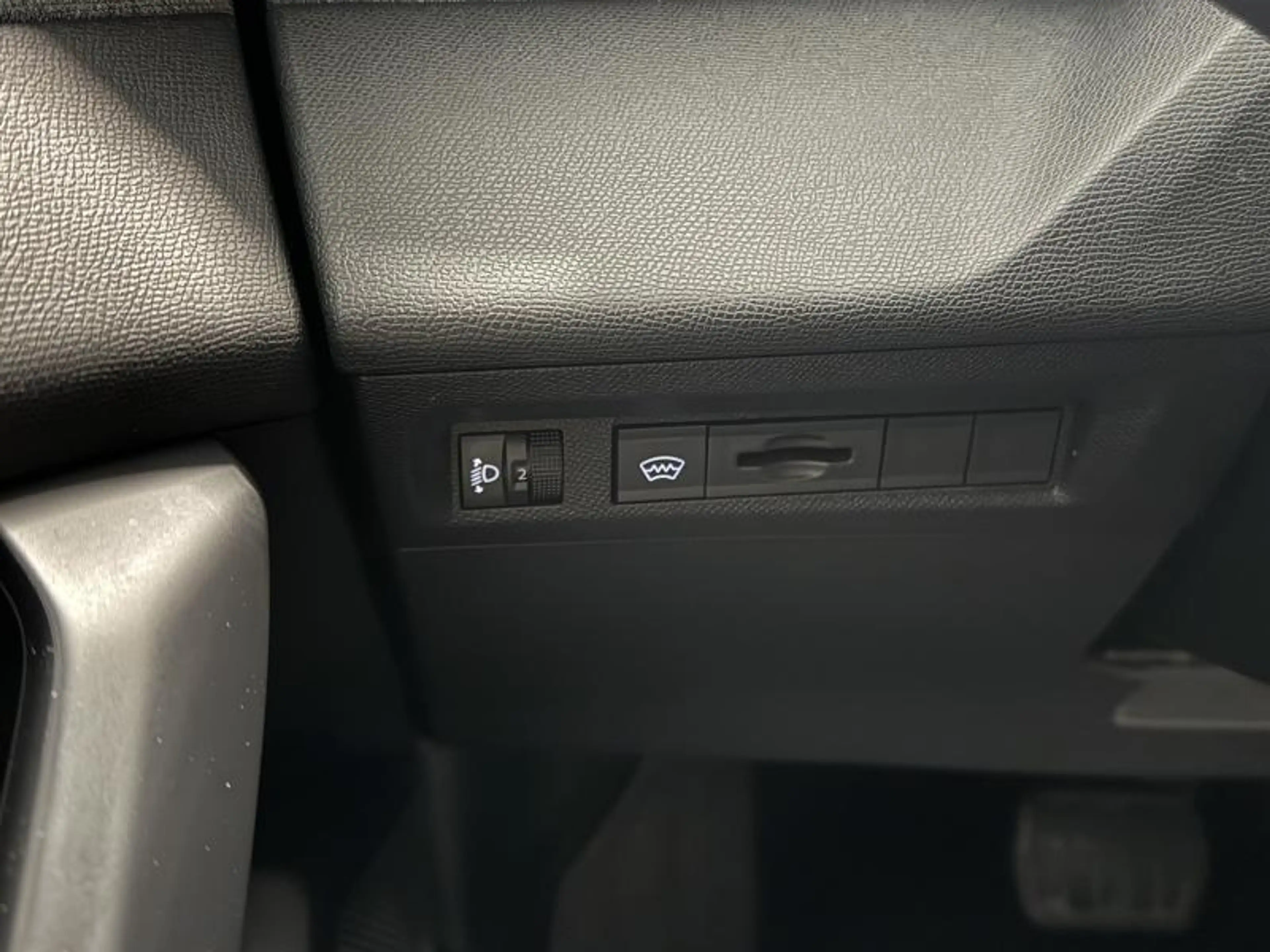 Peugeot 408 Allure Pack-GPS-CAMERA — photo 14