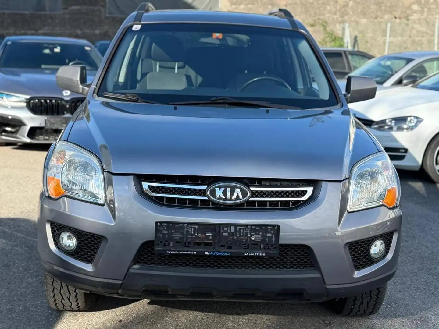 Kia Sportage LX 2WD Grau - 1