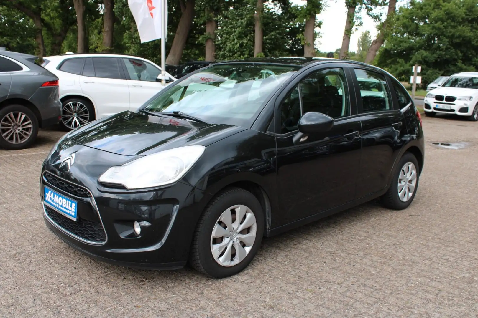 Citroen C3 Tendance 5trg. Klima Schwarz - 1