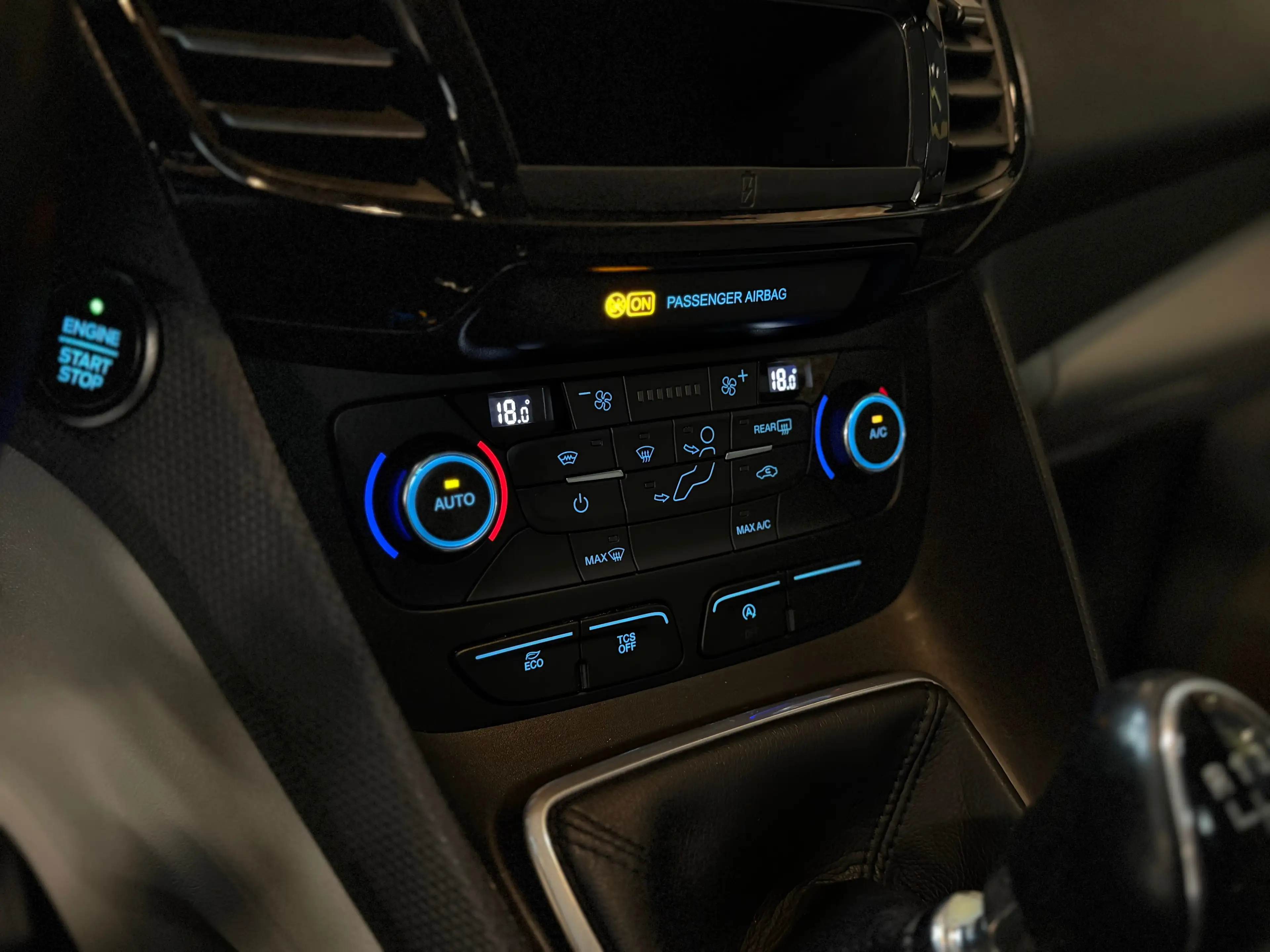 Ford Tourneo Connect 1.5 TDCi Titanium (EU6) Panodak - Camera - Trekhaak — photo 12