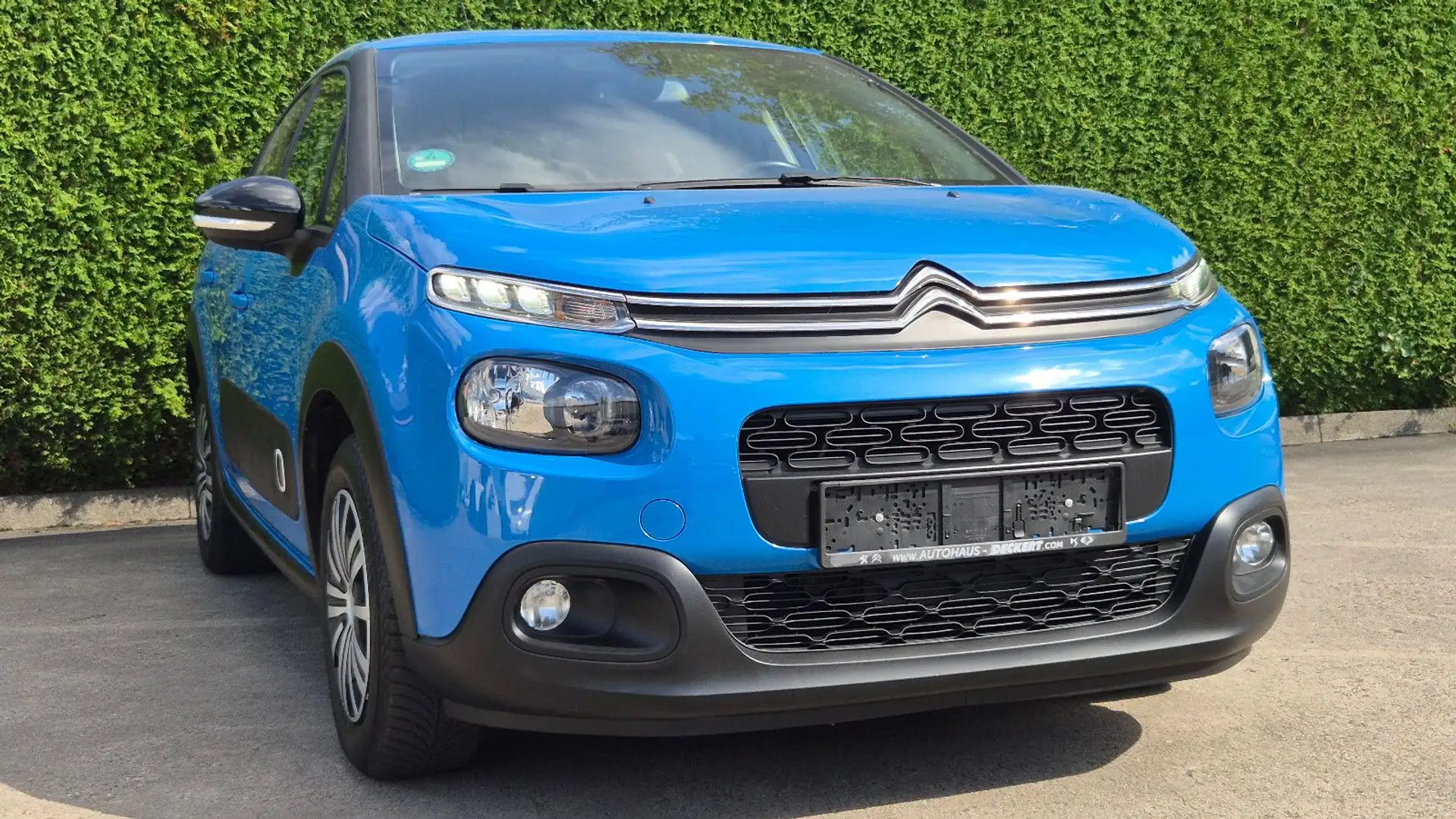 Citroen C3 PureTech 83/NAVI/SPUR/CarPlay/ANDROID A/DAB Blau - 1
