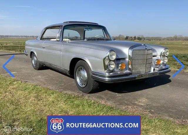 Mercedes-Benz 220 SE