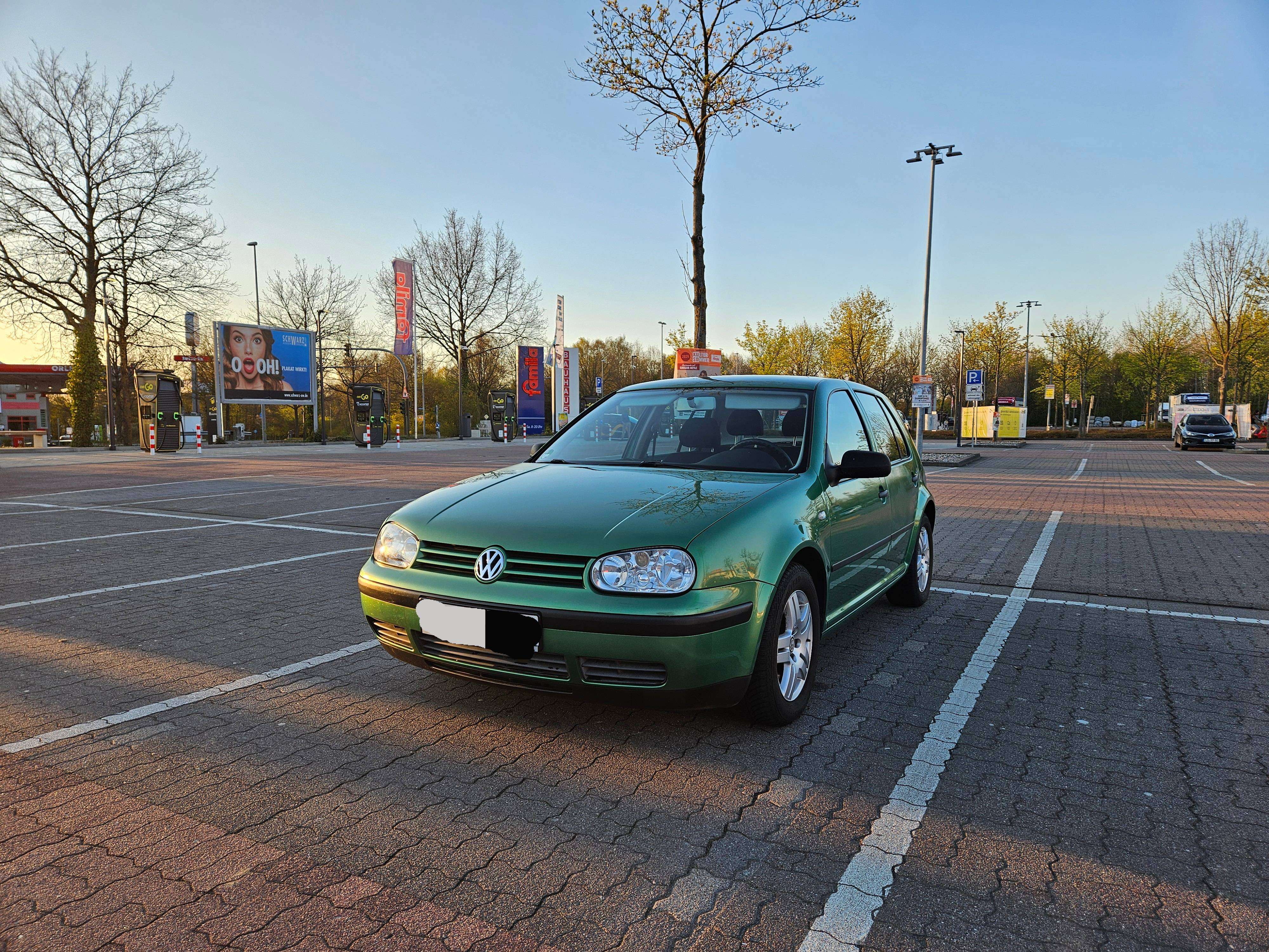Second hand Volkswagen Golf 1.6