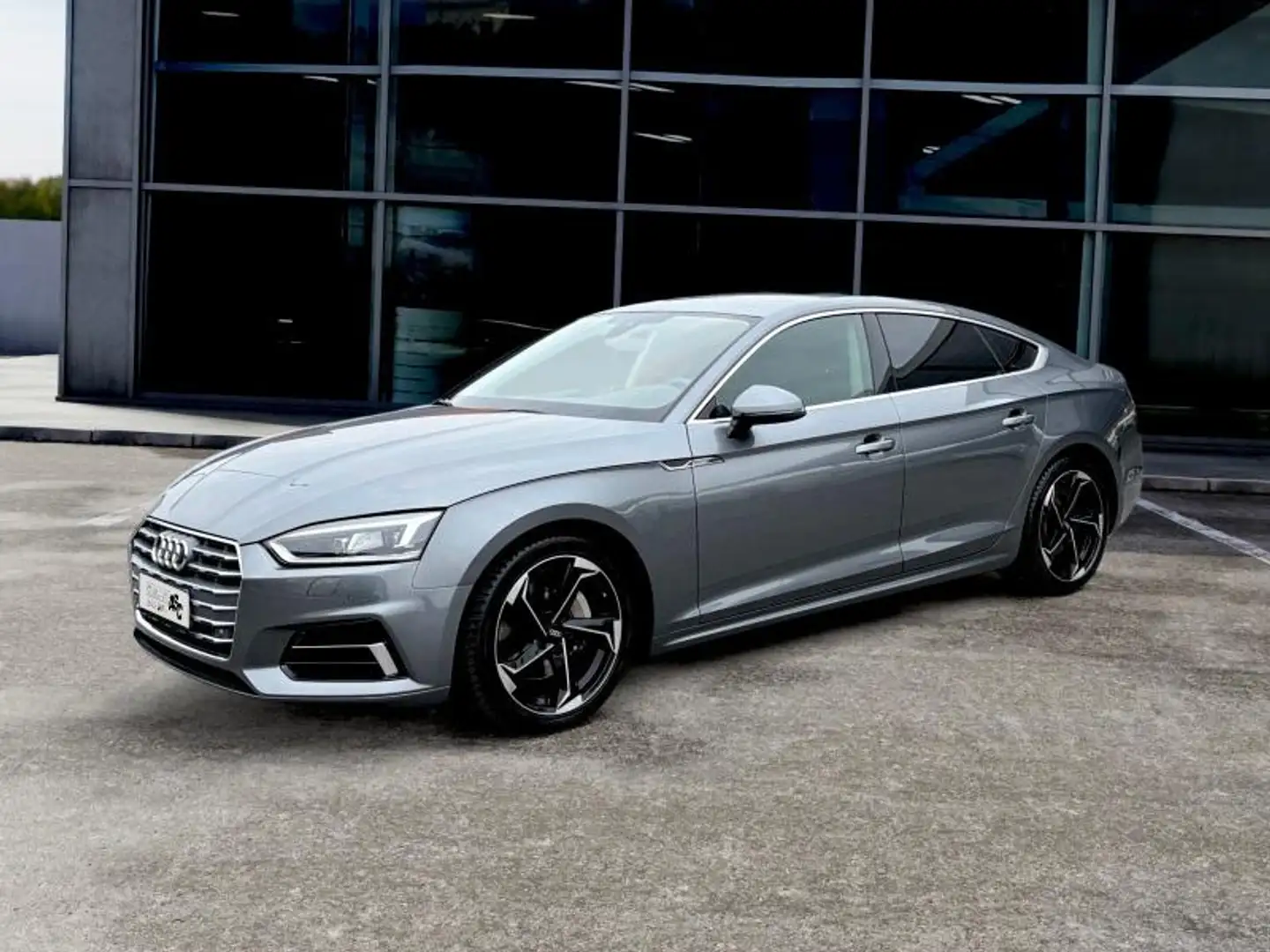 Audi A5 40 2.0 tdi Sport 190cv s-tronic Grigio - 1