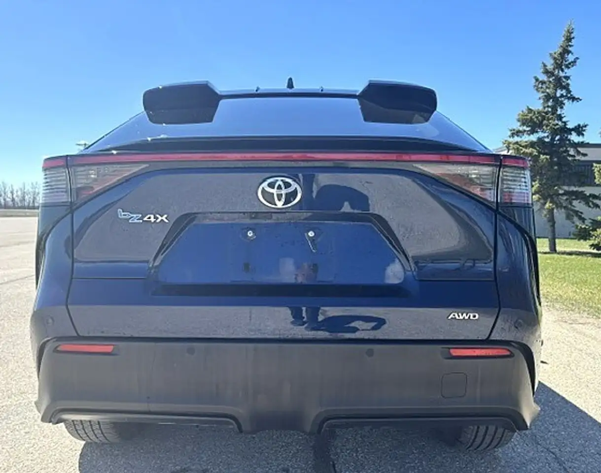 Toyota bZ4X снимка Toyota bZ4X