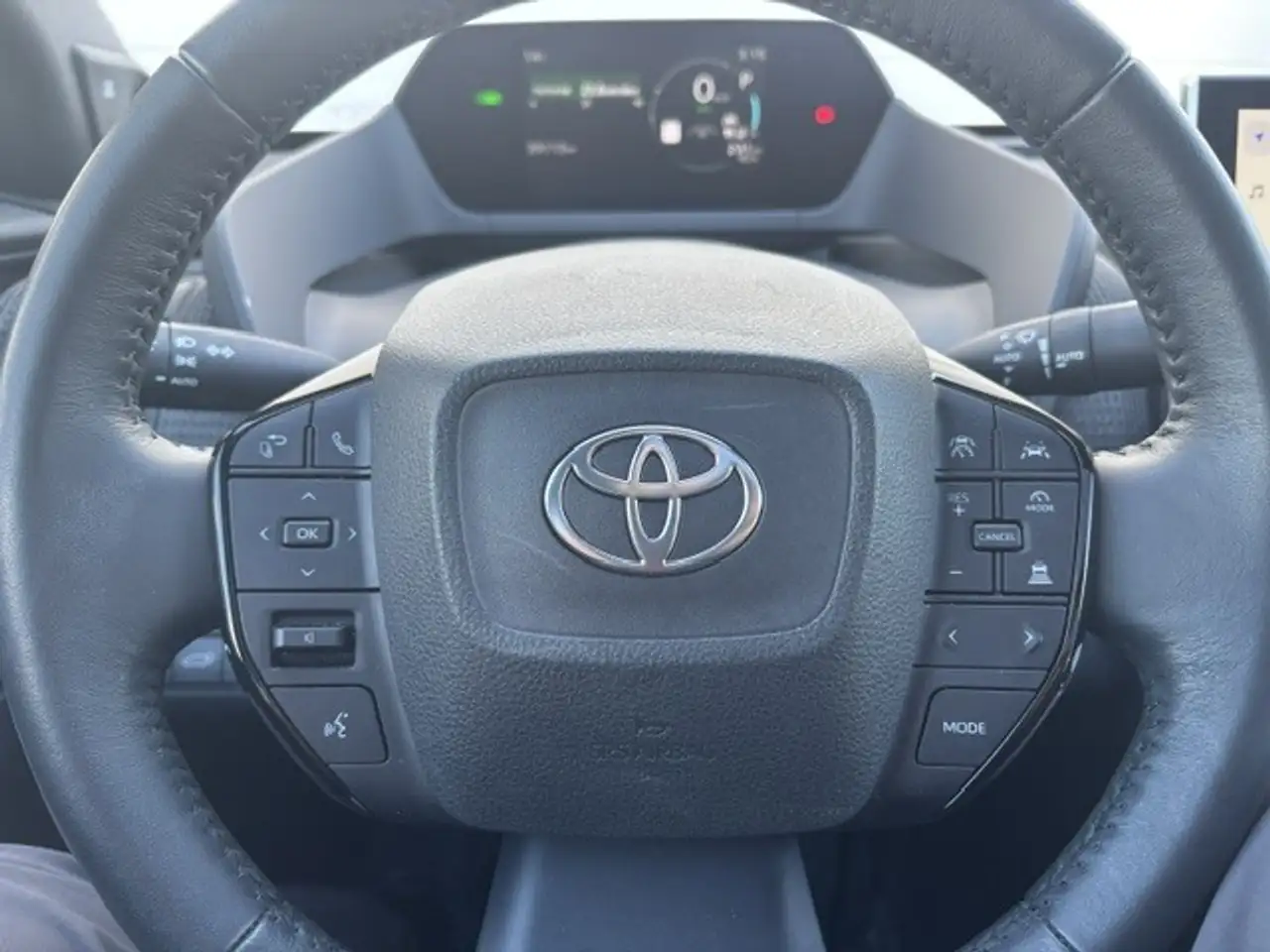 Toyota bZ4X снимка Toyota bZ4X